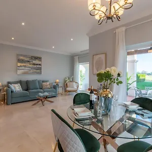 Сasa de vacaciones Arcos Gardens - The Townhouse - Luxury Accommodation, Arcos de la Frontera